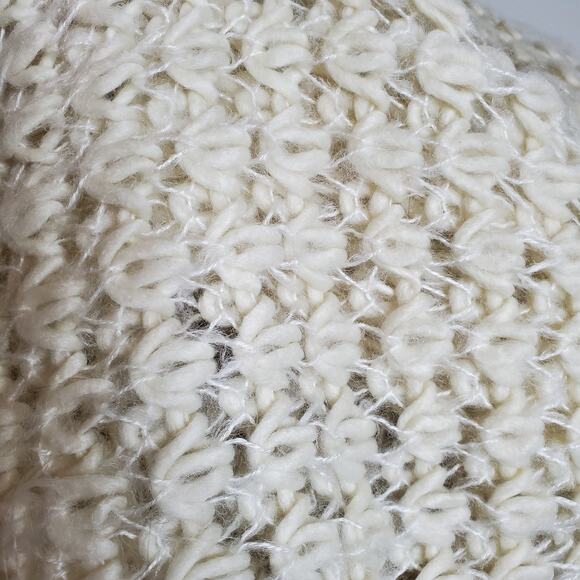 Paula Bianco Wool Blend Chunky Loose Open Knit Infinity Scarf Ivory Neutral Soft - Picture 4 of 7